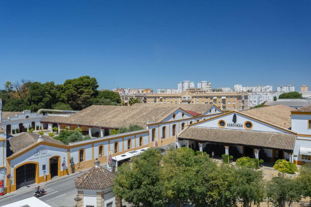 Real Escuela Home Jerez de la Frontera Exterior photo